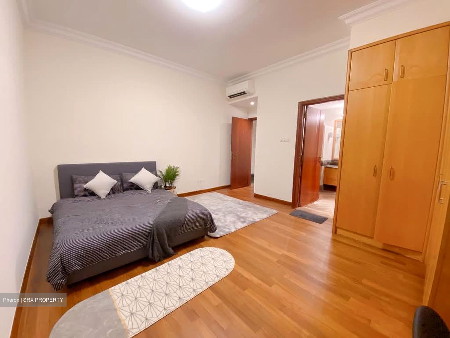 The Sterling (D21), Condominium #563249091